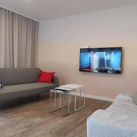 Apartment Happy Summertime On 105m2 Makarska
