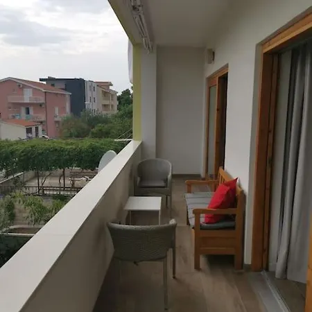 Happy Summertime On 105m2 Apartment *