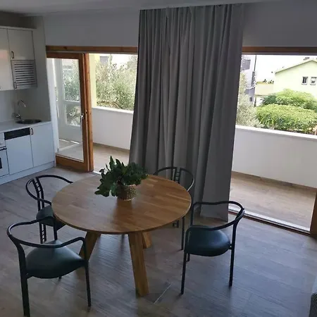 Happy Summertime On 105m2 Apartment Makarska